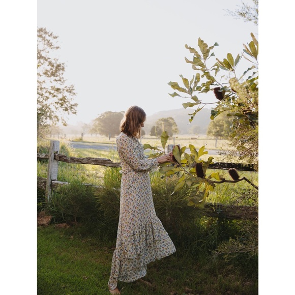 DÔEN Saffron Dress || Bouquet Floral - Picture 16 of 16